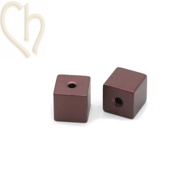 Aluminium annodised cube bead 8mm Mauve